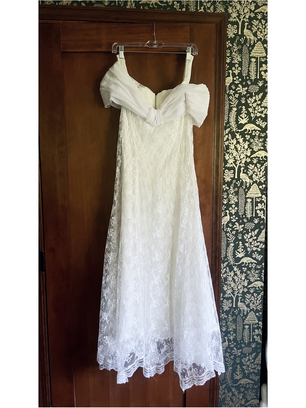 Elegant White Lace Off-Shoulder Jessica McClintock Bridal Midi Dress